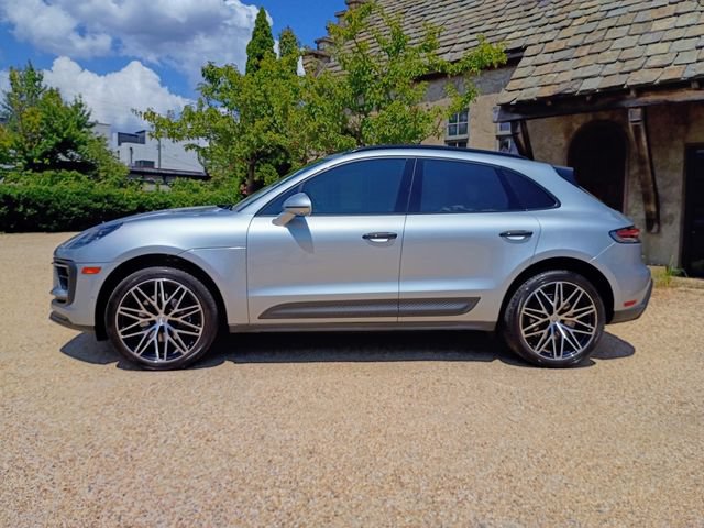 Used 2022 Porsche Macan AWD/4WD image 9