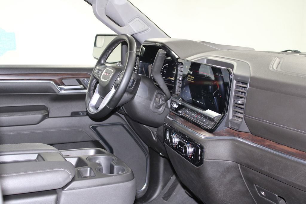Used 2024 GMC Sierra 1500 SLT image 33