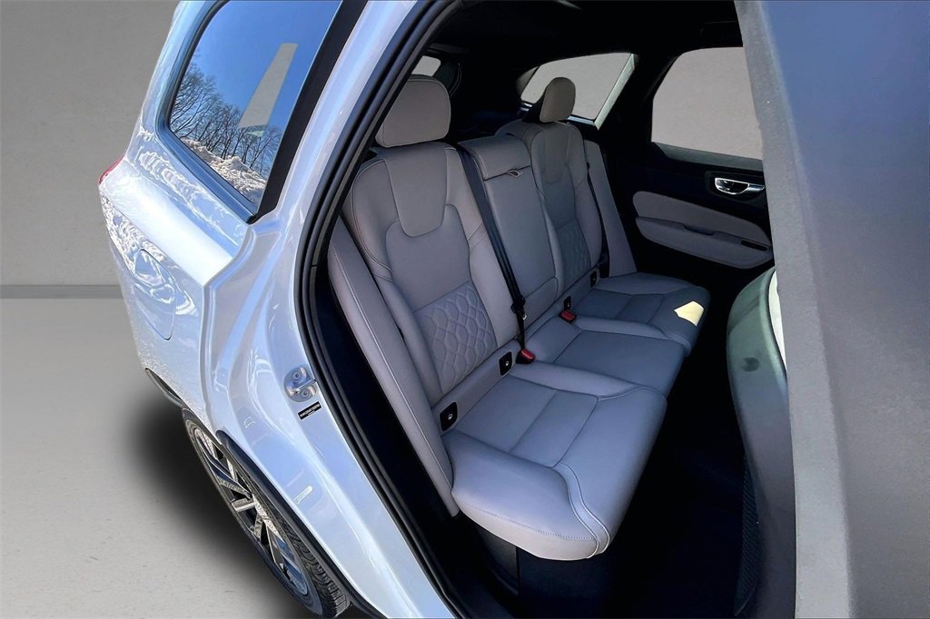 Certified 2026 Volvo XC60 B5 Plus w/ Protection Package Premier image 25