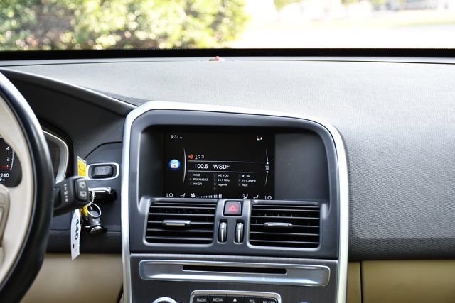 Used 2015 Volvo XC60 T5 Premier FWD image 24