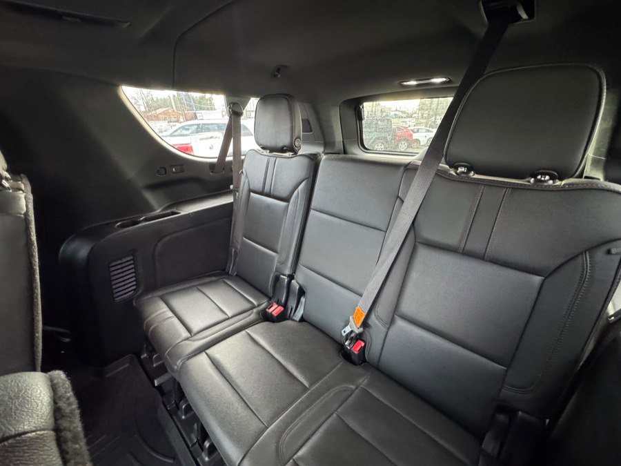 Used 2021 Chevrolet Suburban RST w/ Luxury Package image 26