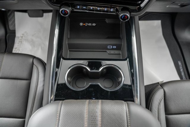 New 2026 Chevrolet Suburban High Country image 33