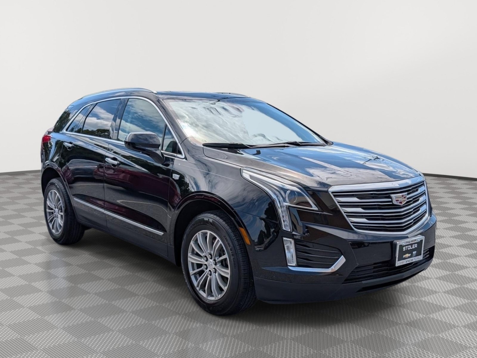 Used 2017 Cadillac XT5 Luxury w/ Driver Awareness Package FWD image 7