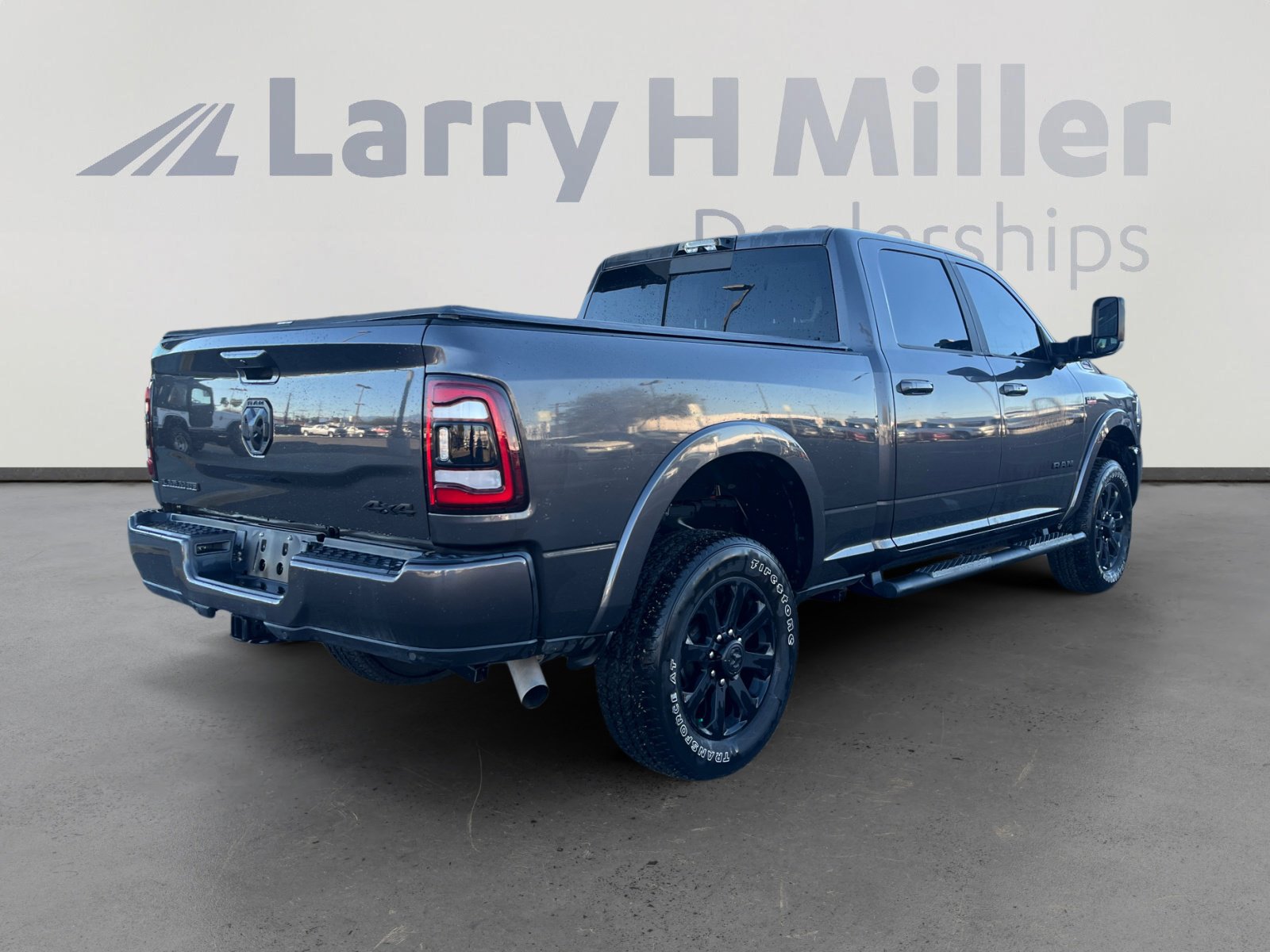 Used 2022 RAM 2500 Laramie w/ Night Edition image 5