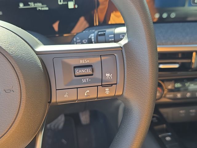New 2026 Nissan Kicks SV w/ SV Premium Package FWD image 33