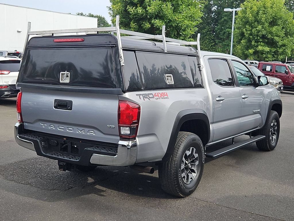 Used 2019 Toyota Tacoma TRD Off-Road AWD/4WD image 7
