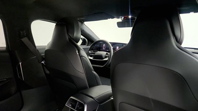 Used 2024 Lucid Air Touring AWD/4WD image 41