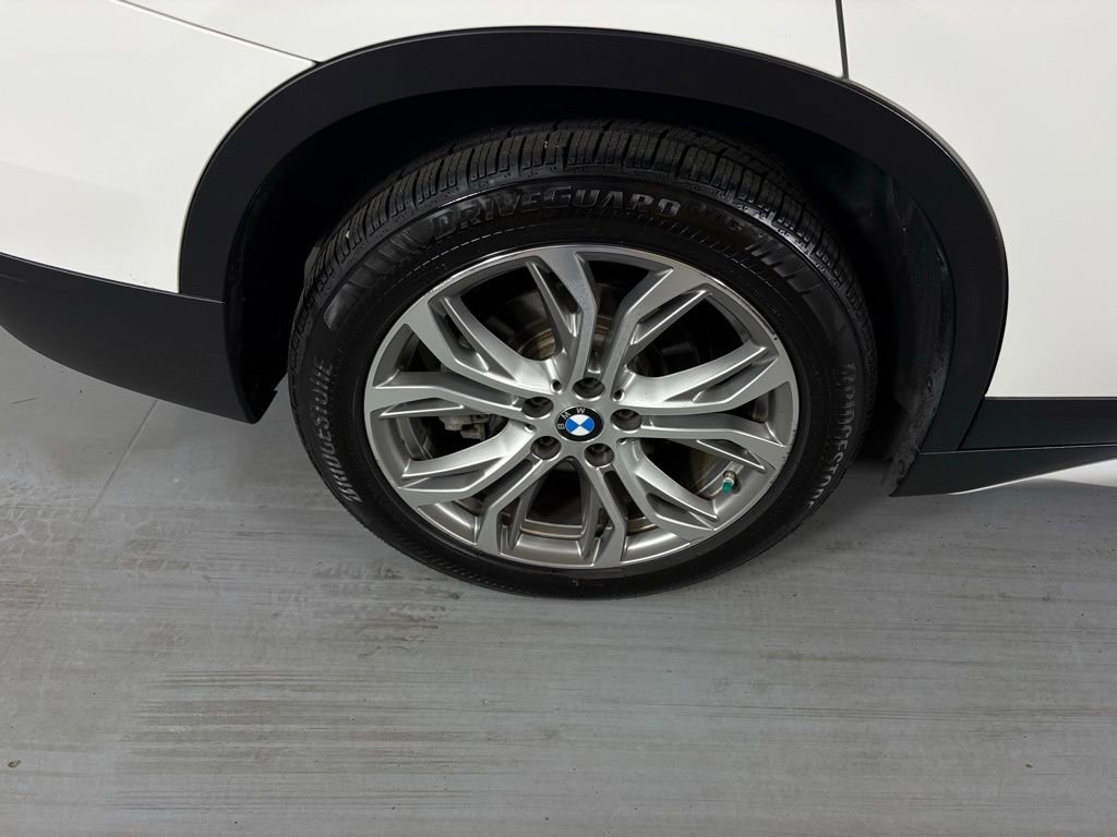 Used 2017 BMW X1 xDrive28i image 10