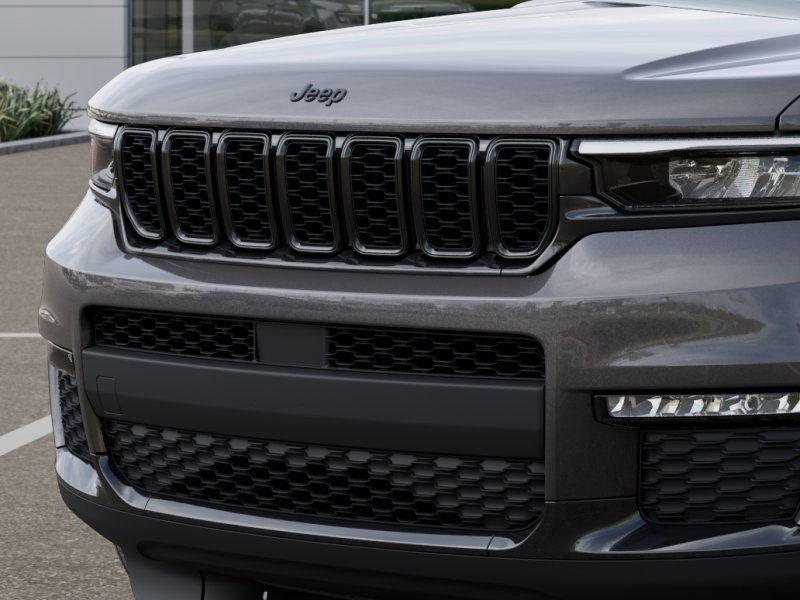 New 2025 Jeep Grand Cherokee L Limited w/ Black Appearance Package image 11
