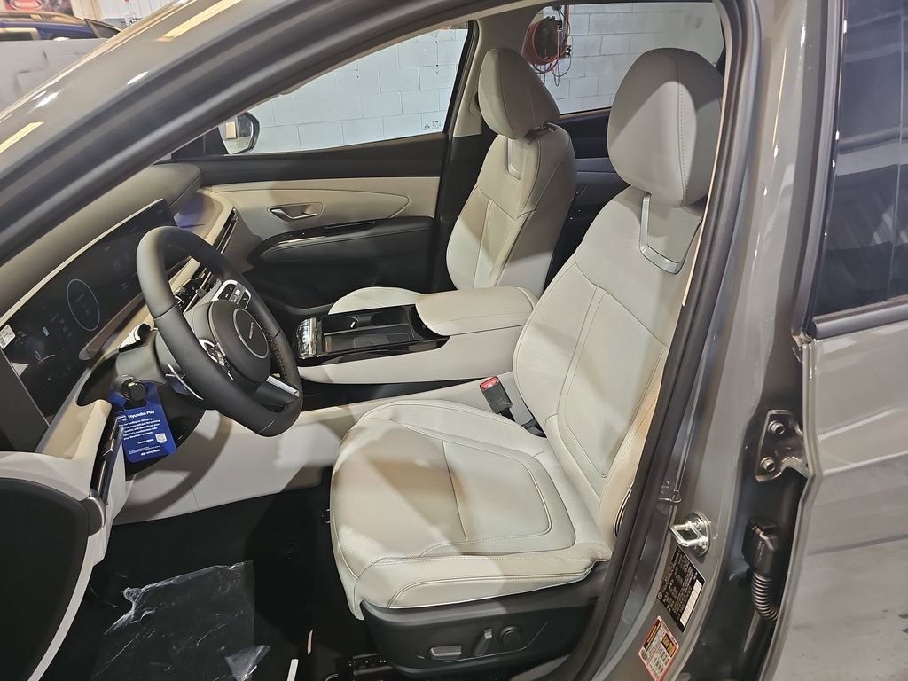 New 2026 Hyundai Tucson Limited AWD/4WD image 16