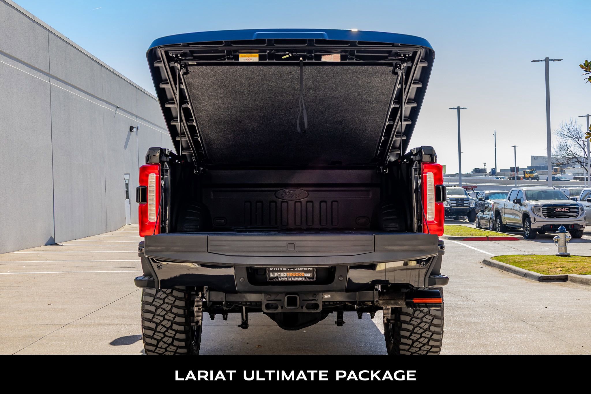 Used 2024 Ford F250 Lariat w/ Lariat Ultimate Package image 8
