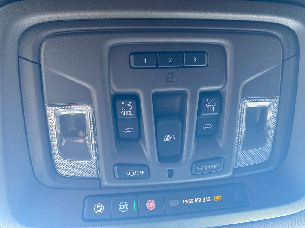 Used 2023 GMC Sierra 1500 Denali w/ Technology Package AWD/4WD image 31
