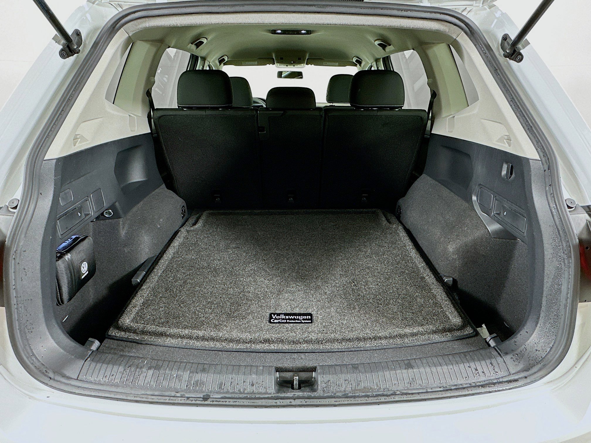 Used 2022 Volkswagen Tiguan S image 27