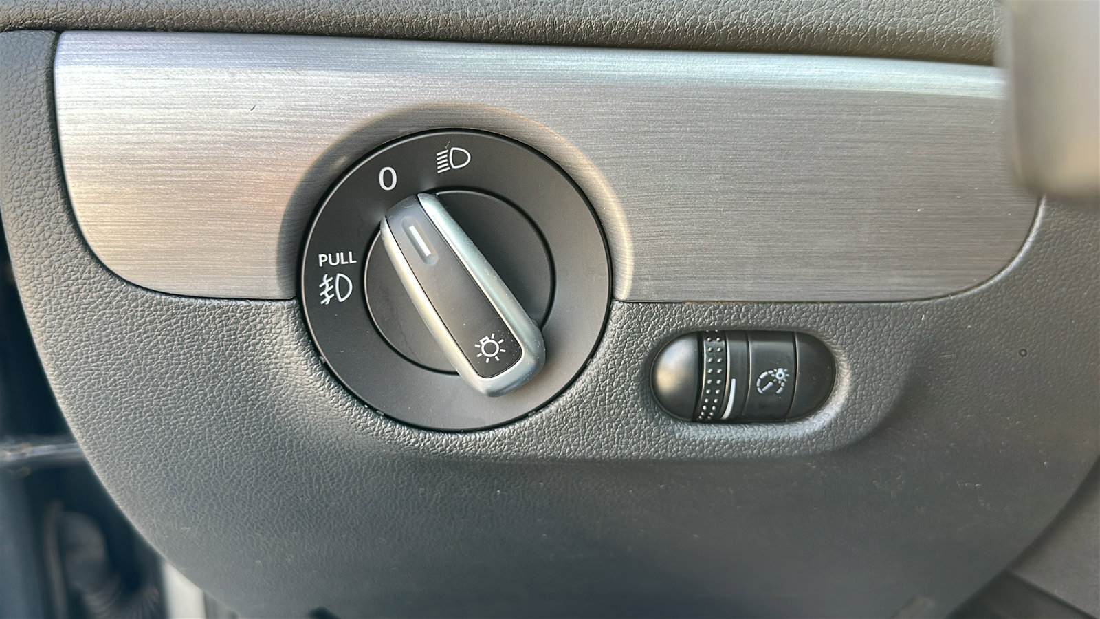 Used 2016 Volkswagen Jetta Sport image 15