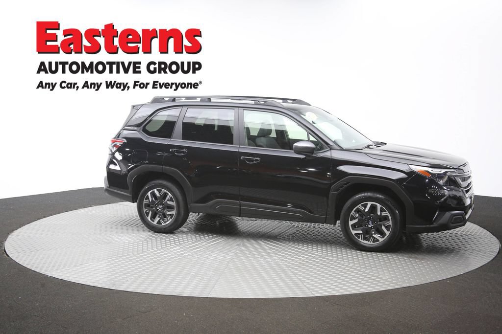 Used 2025 Subaru Forester Premium AWD/4WD image 97