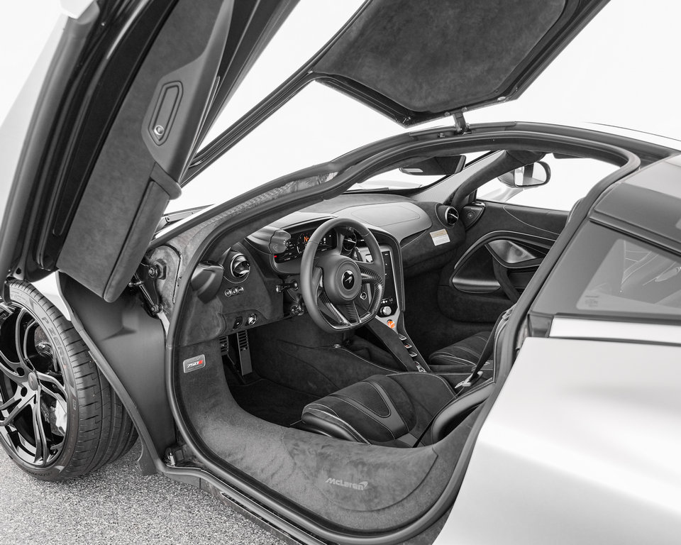 New 2027 McLaren 750S RWD image 22