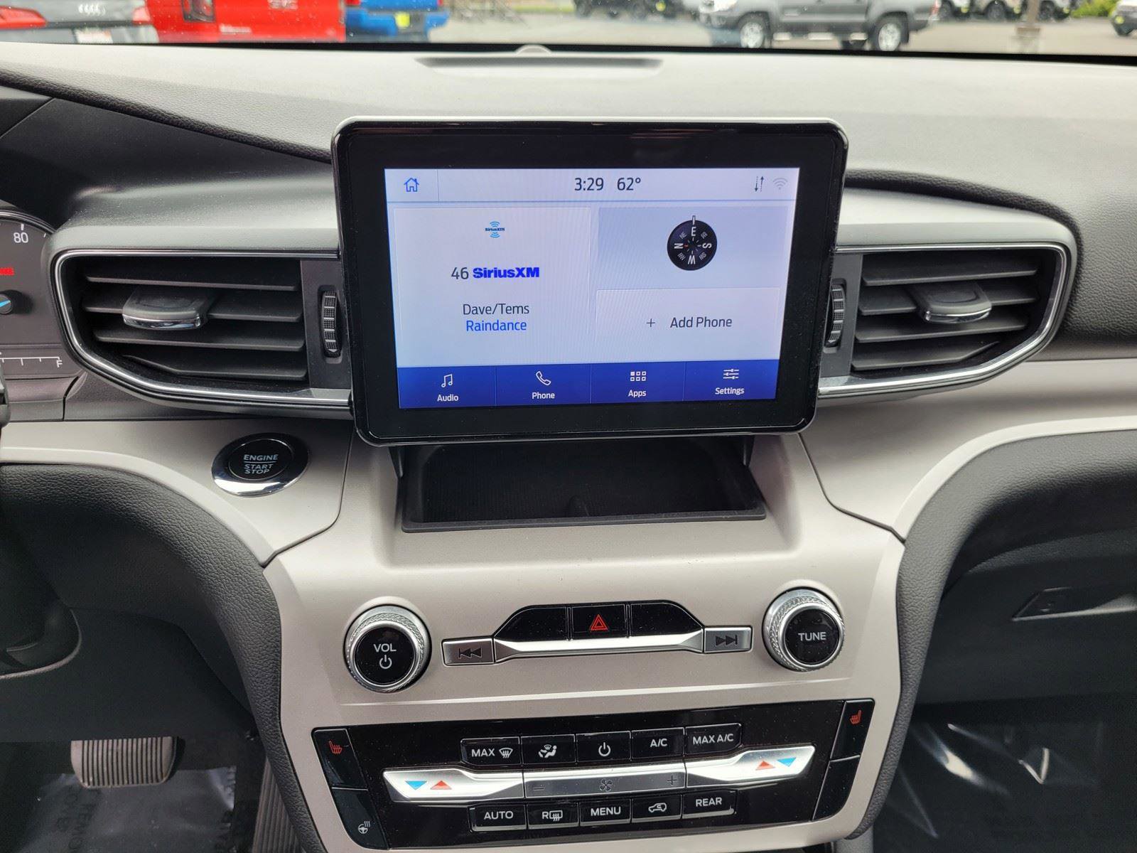 Used 2023 Ford Explorer XLT w/ Equipment Group 202A image 24