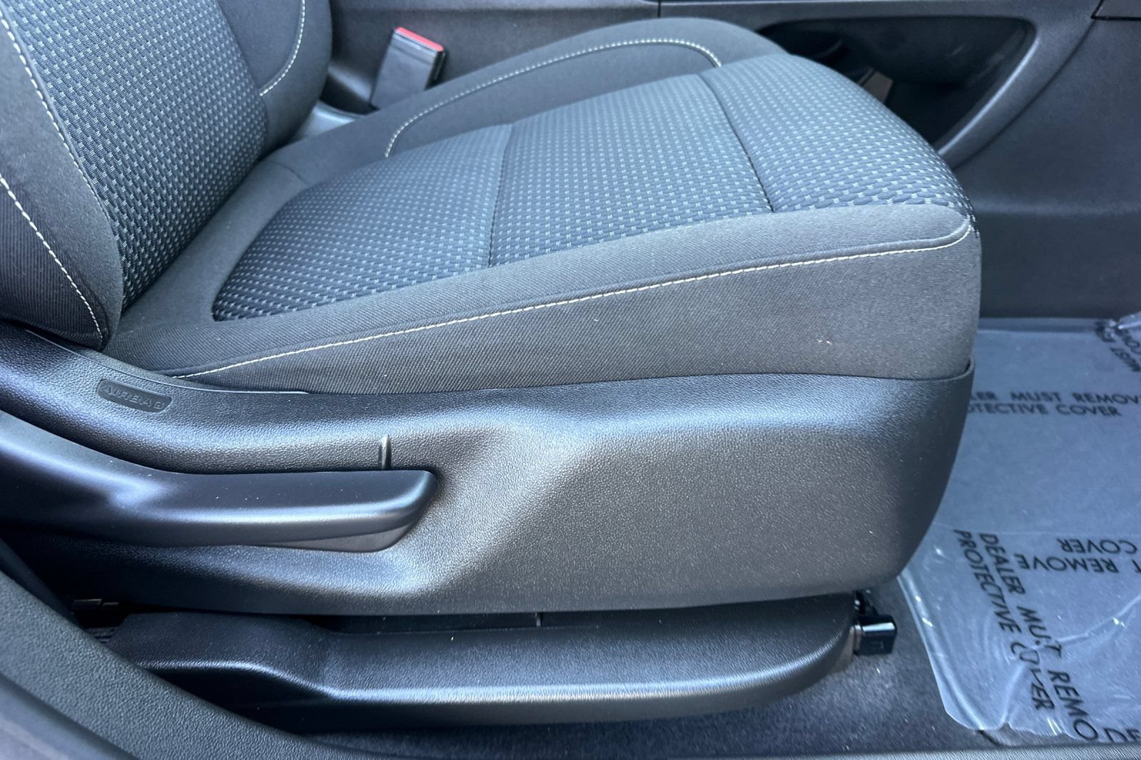 Certified 2021 GMC Acadia SLE w/ LPO, Cargo Package FWD image 24