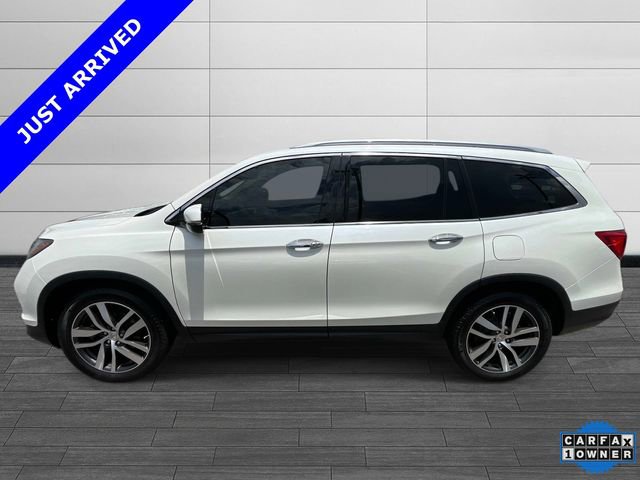 Used 2017 Honda Pilot Touring image 5
