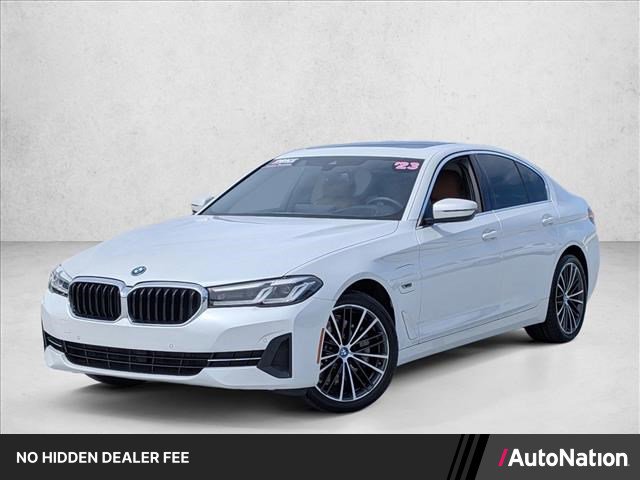 Used 2023 BMW 530e w/ Premium Package RWD image 1
