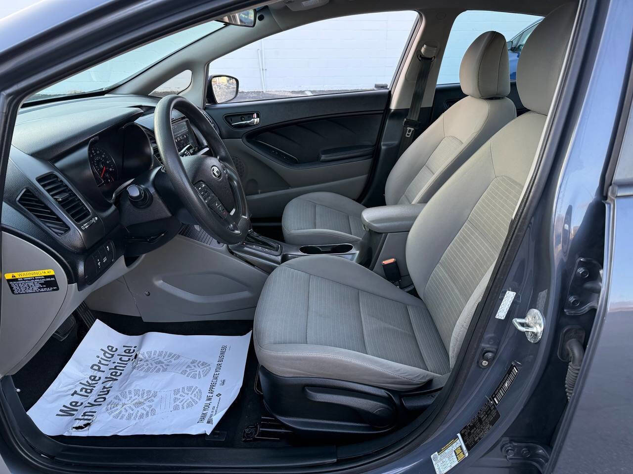 Used 2015 Kia Forte LX w/ Popular Package image 10