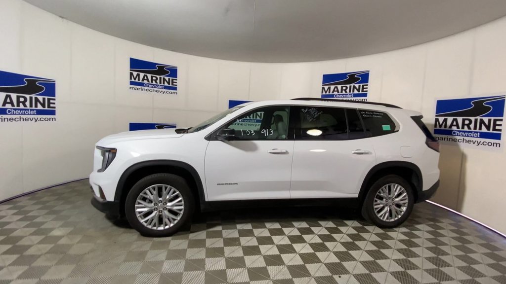 Used 2026 GMC Acadia Elevation w/ Elevation Premium Package FWD image 7