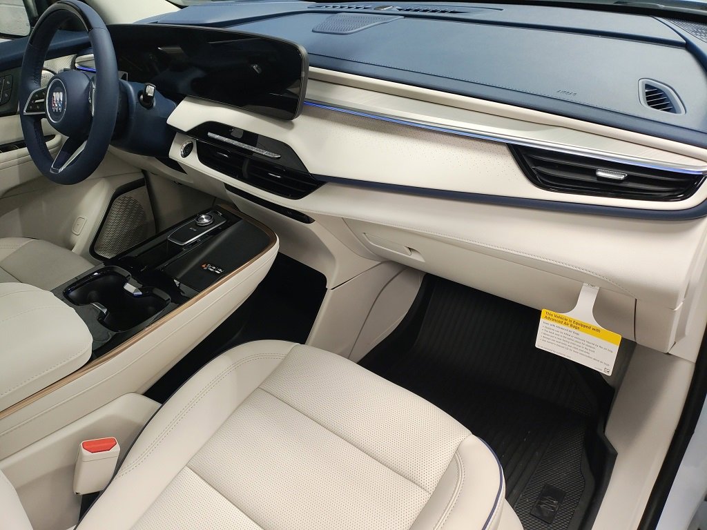 New 2026 Buick Enclave Avenir image 8
