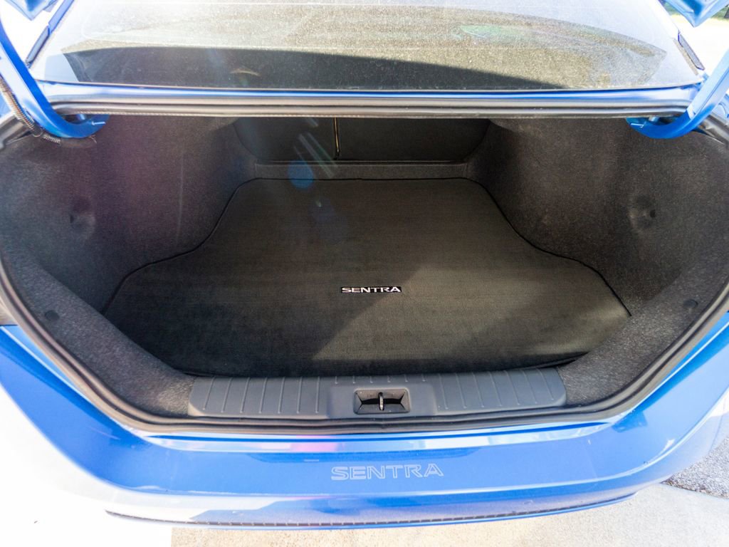 Used 2023 Nissan Sentra SV w/ SV Premium Package image 32