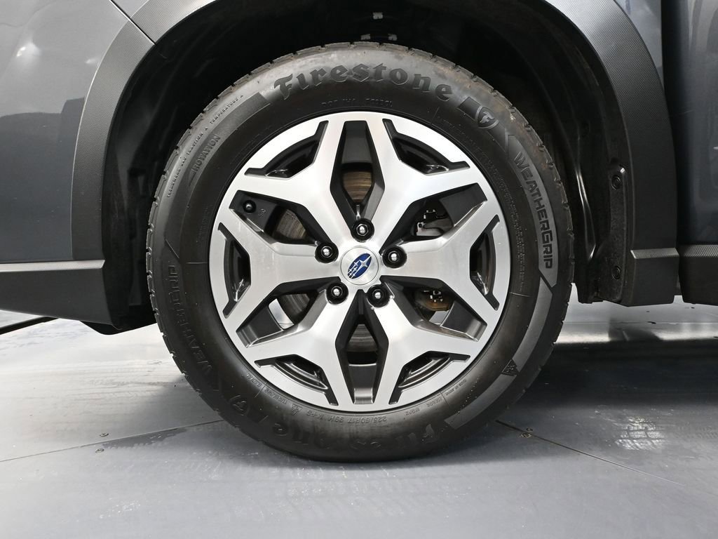 Used 2021 Subaru Forester Premium image 16