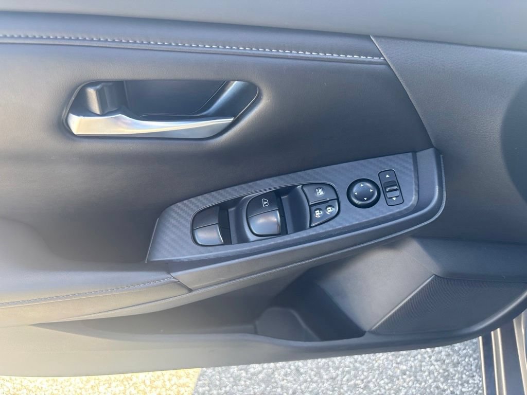 Used 2023 Nissan Sentra SV FWD image 10