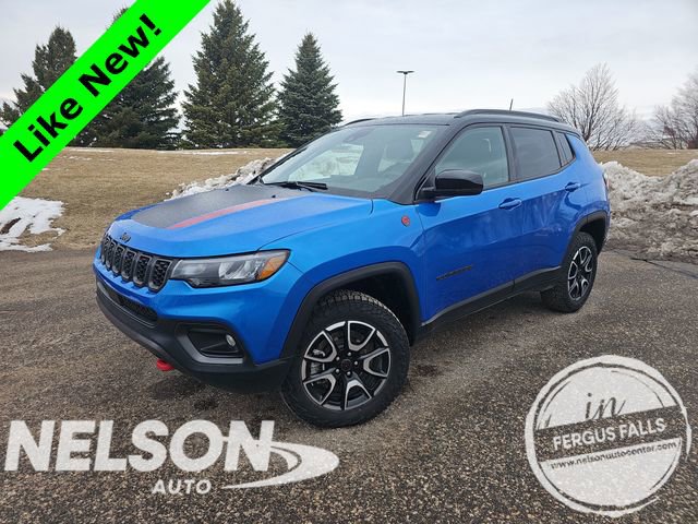 Used 2026 Jeep Compass Trailhawk image 1