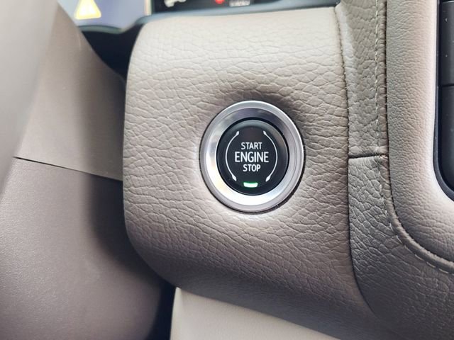 Used 2021 GMC Yukon Denali w/ Denali Premium Package image 22