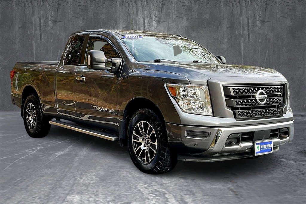 Used 2020 Nissan Titan SV w/ SV Convenience Package image 3