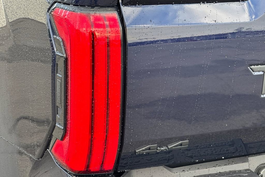 Used 2025 Toyota Tundra Limited image 34