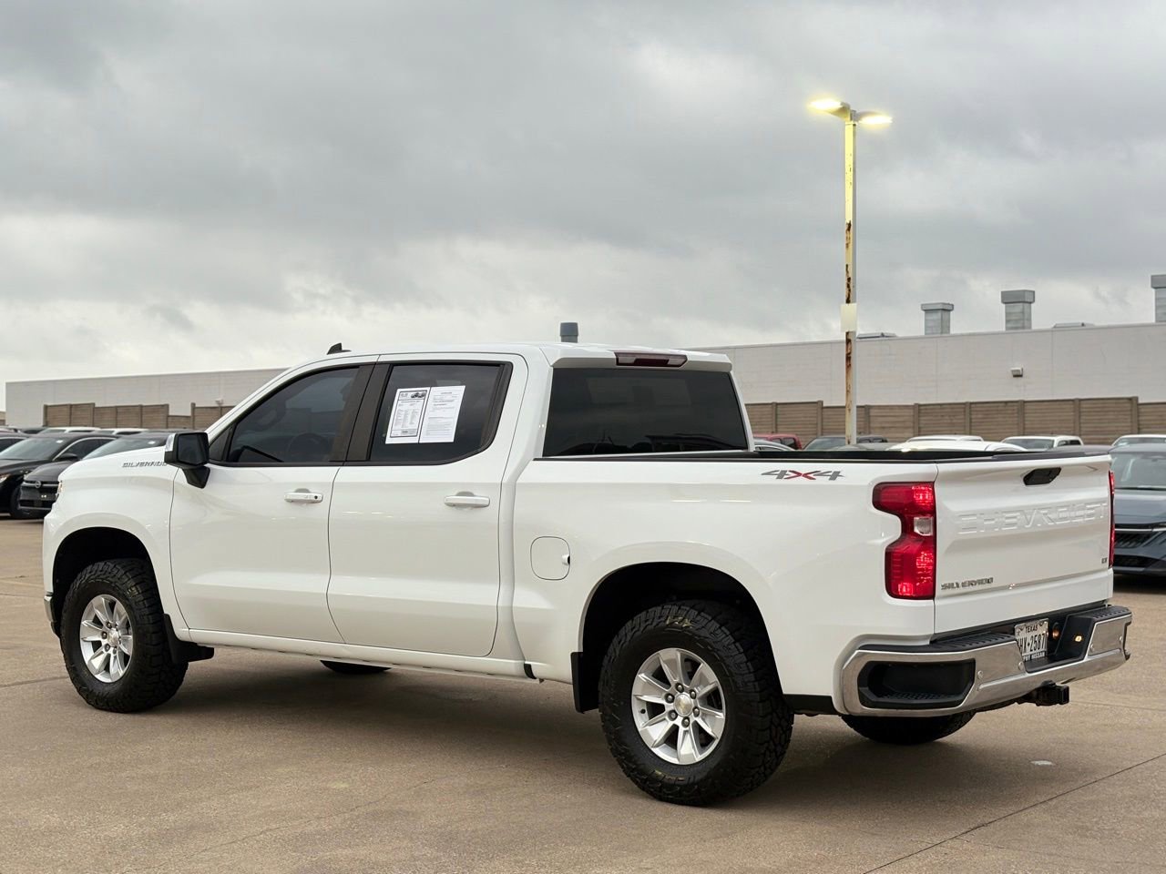 Used 2020 Chevrolet Silverado 1500 LT w/ Convenience Package image 7