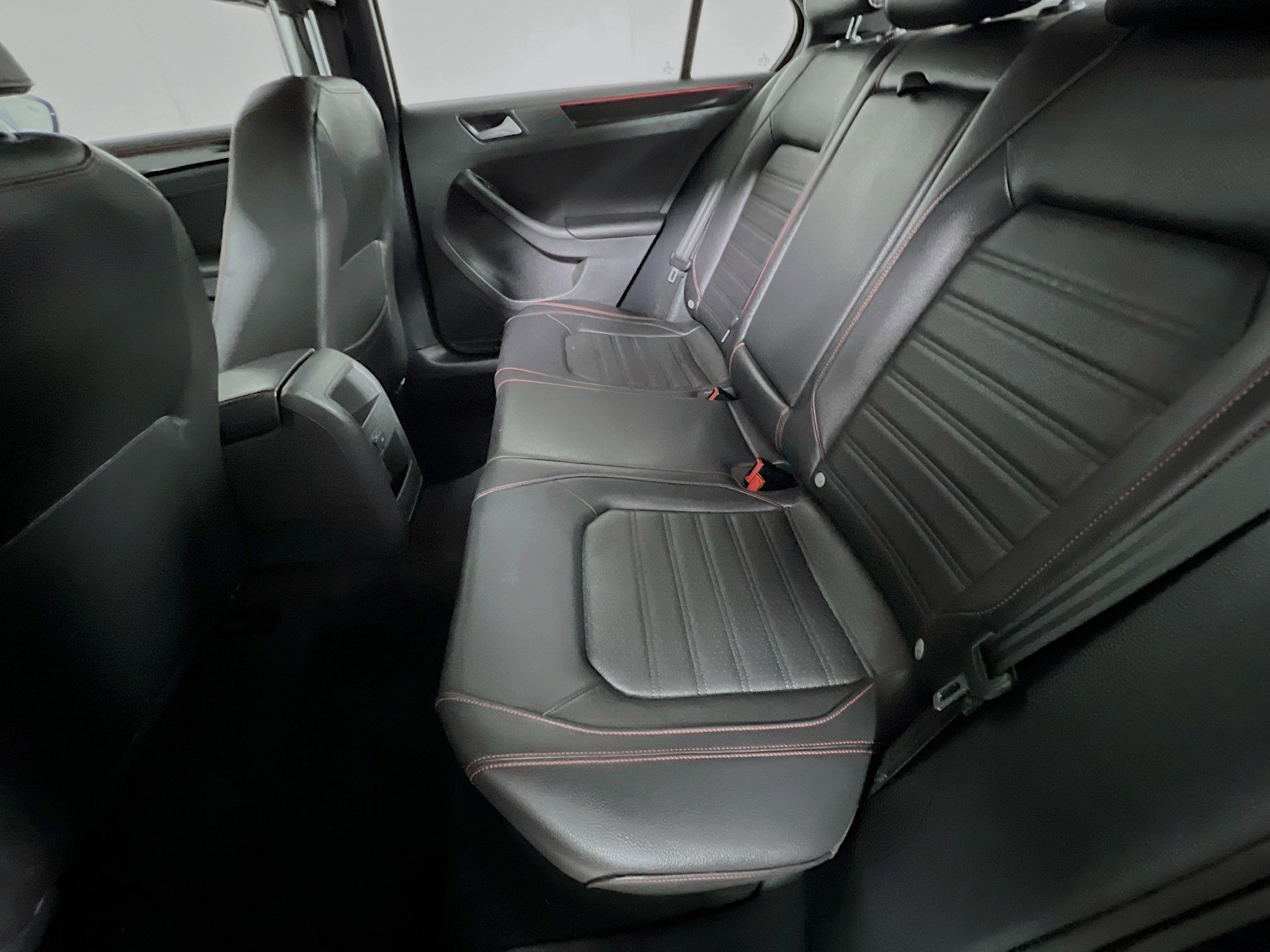 Used 2017 Volkswagen Jetta GLI FWD image 29