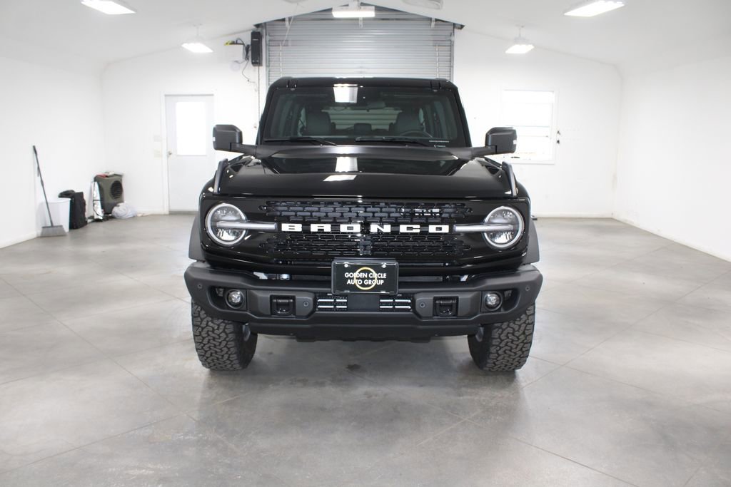 New 2025 Ford Bronco Badlands image 2