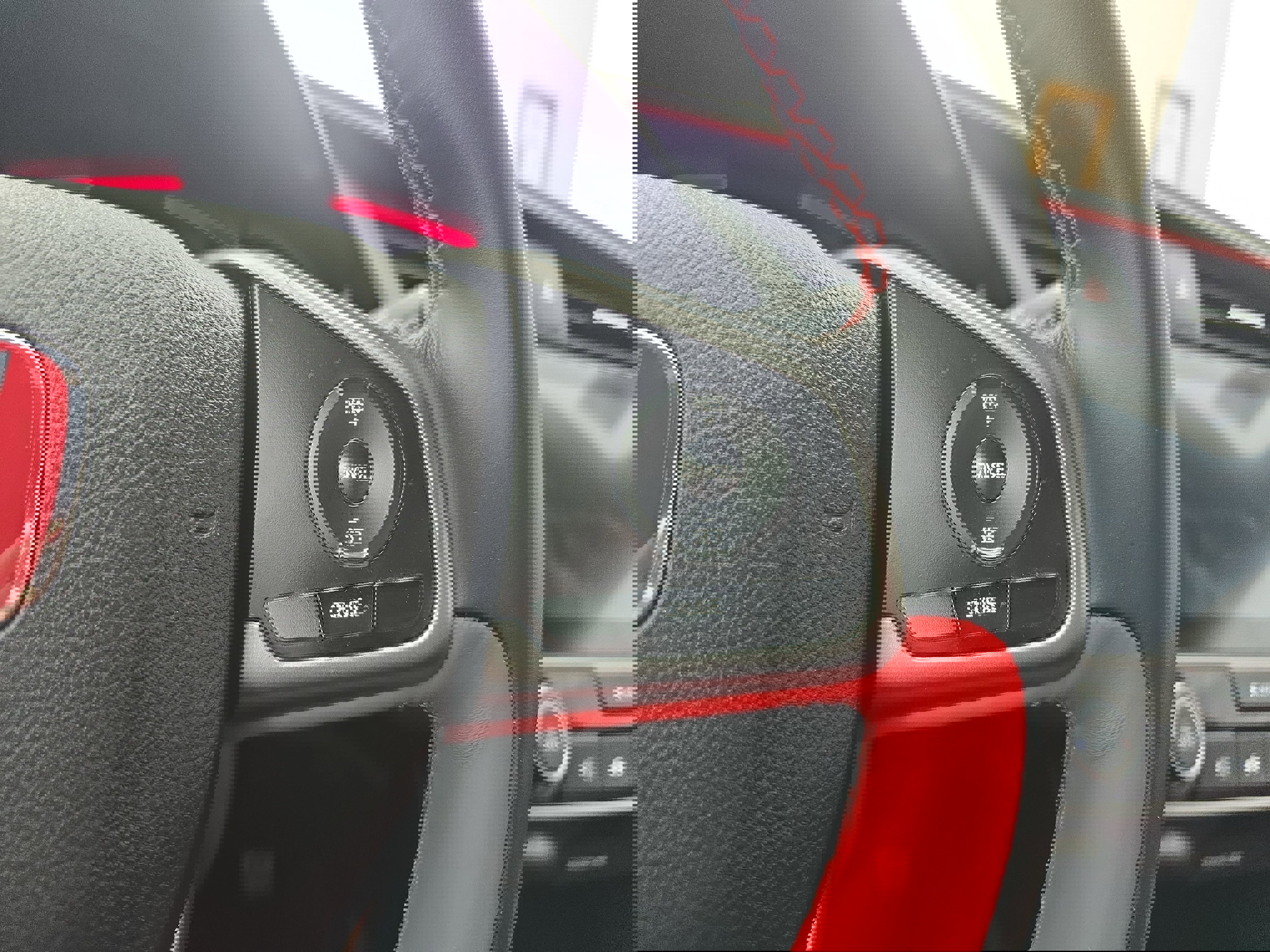 Certified 2018 Honda Civic Type R image 17