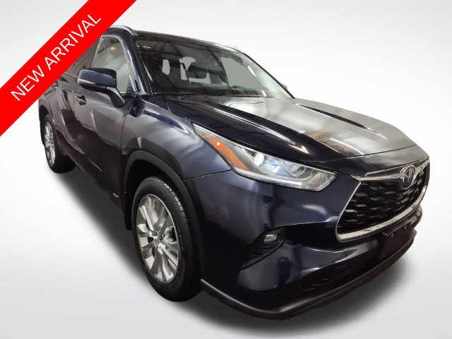 Used 2024 Toyota Highlander Limited