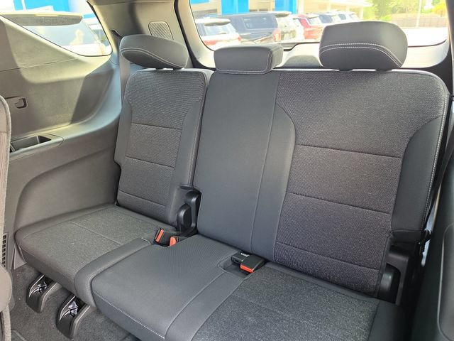 Used 2026 Chevrolet Traverse LT w/ Driver Confidence Package FWD image 13
