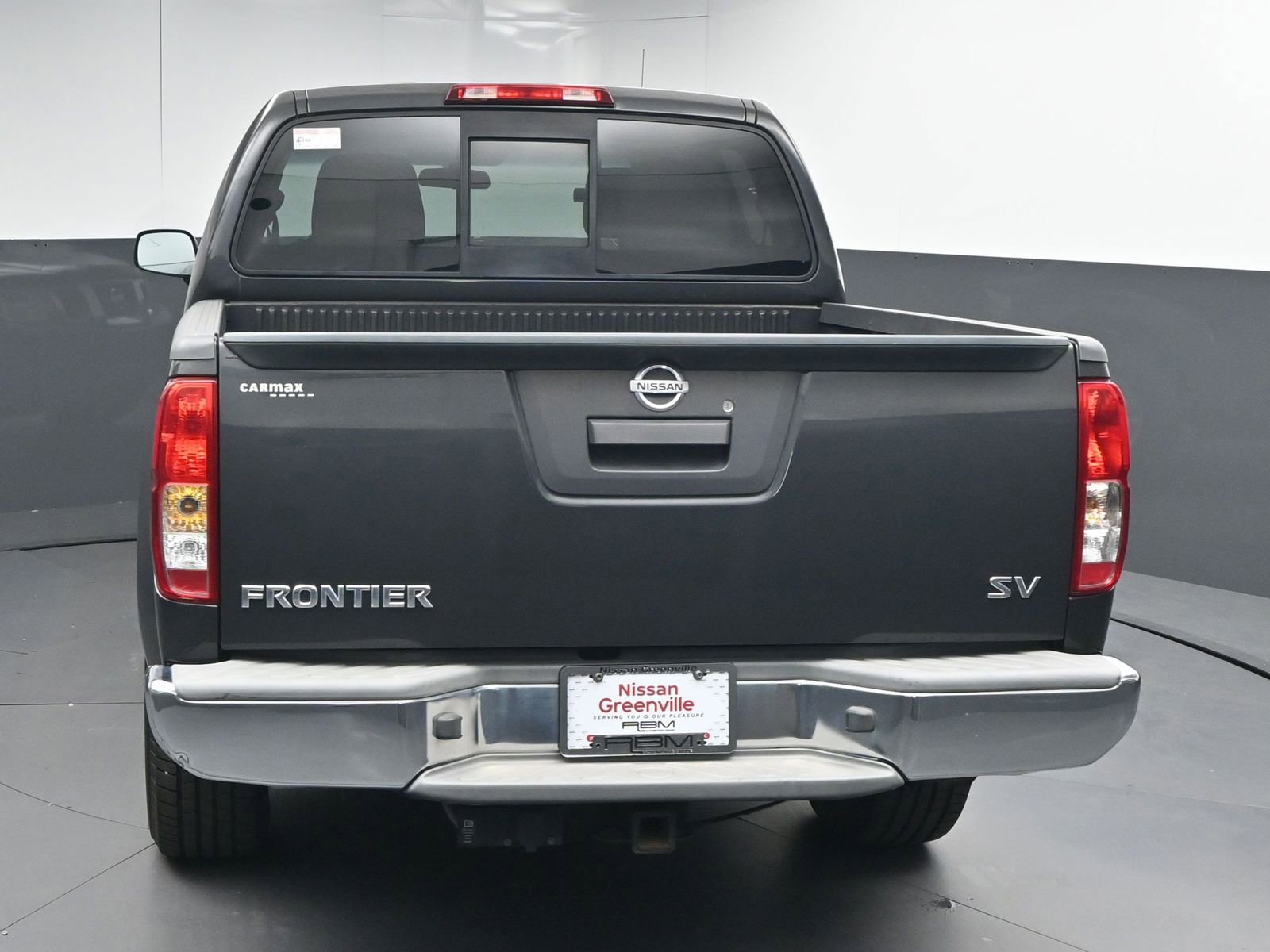 Used 2015 Nissan Frontier SV RWD image 6