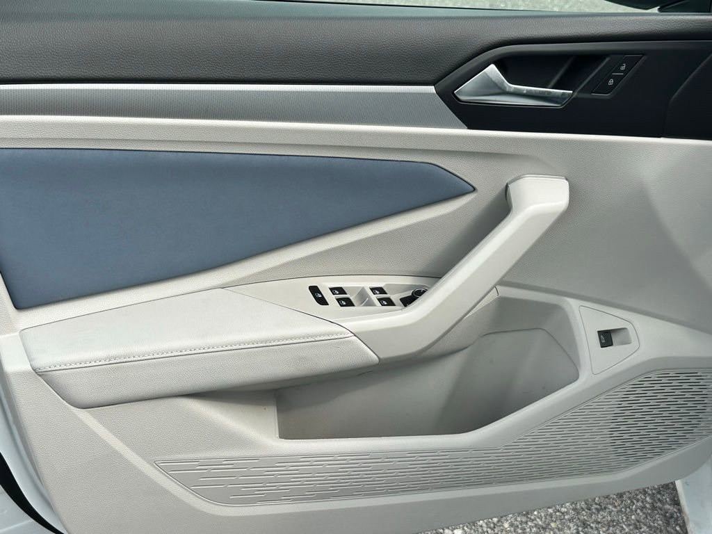 New 2026 Volkswagen Jetta SE FWD image 20