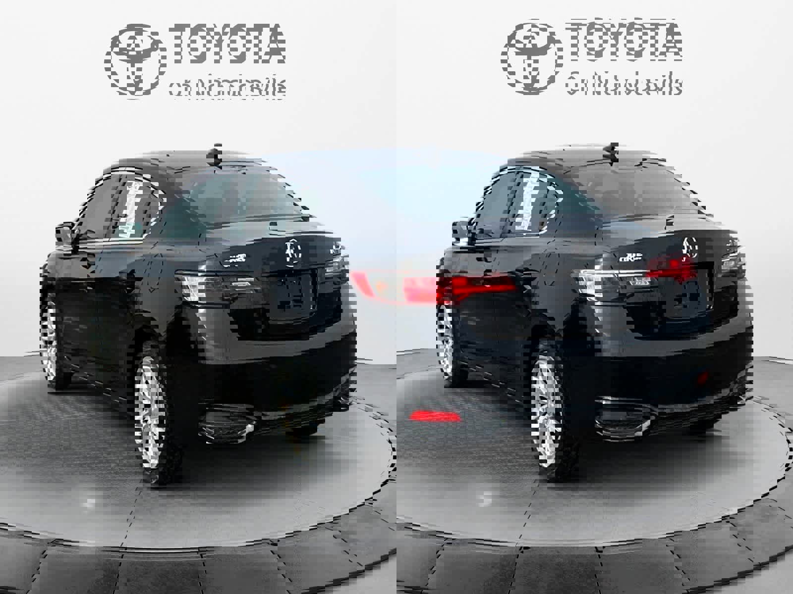 Used 2016 Acura ILX w/ Premium Package image 4