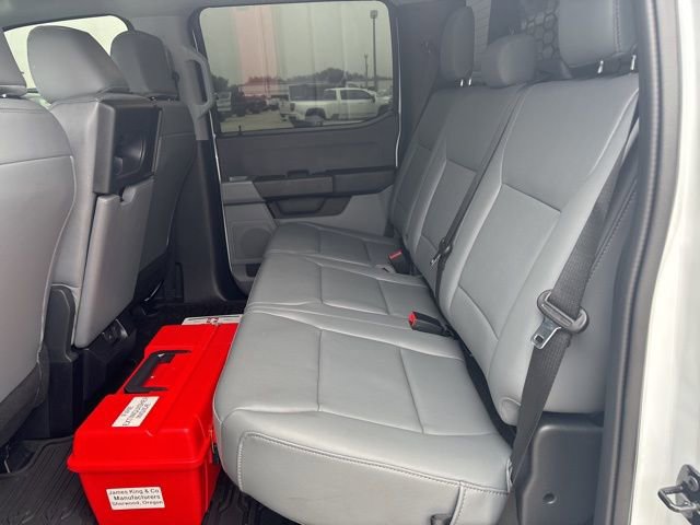 Used 2025 Ford F450 XL w/ XL Chrome Package image 10
