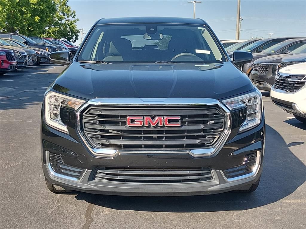 Used 2022 GMC Terrain SLE FWD image 9