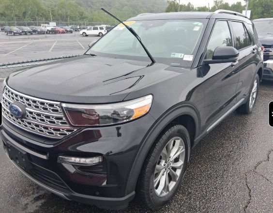 Used 2022 Ford Explorer Limited w/ Equipment Group 301A AWD/4WD image 1