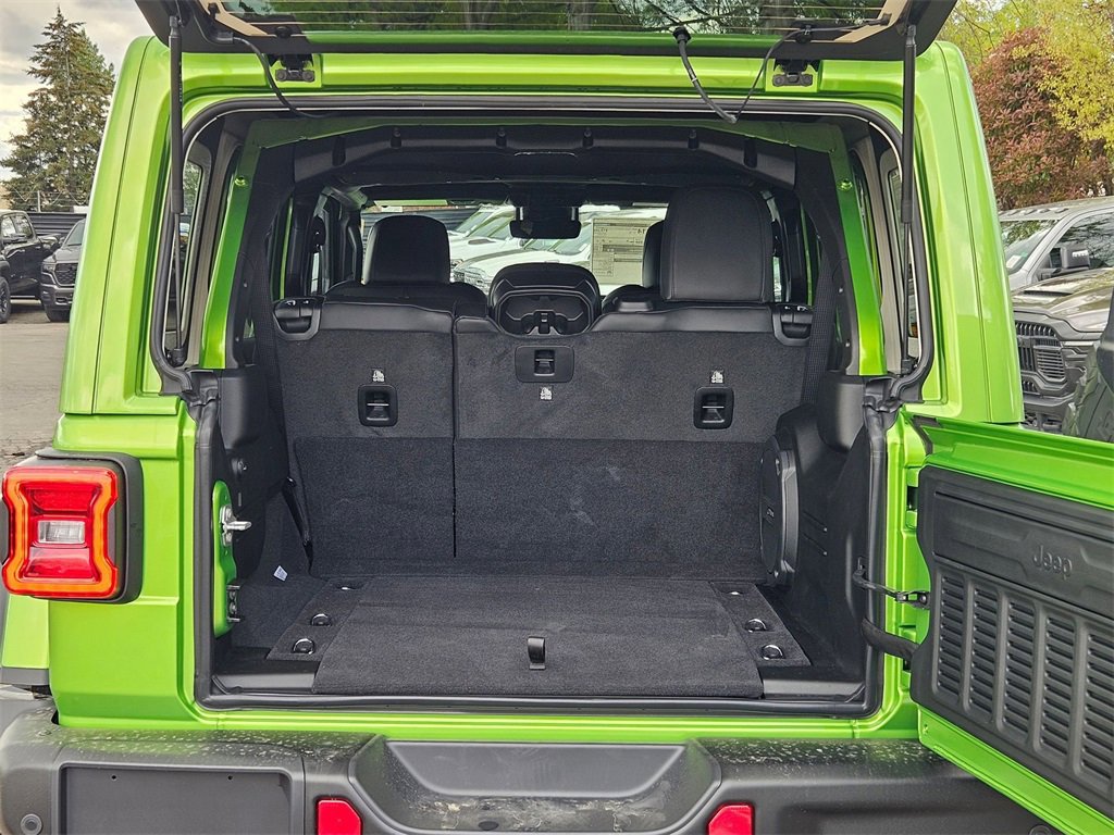 New 2025 Jeep Wrangler Unlimited Rubicon 392 image 10