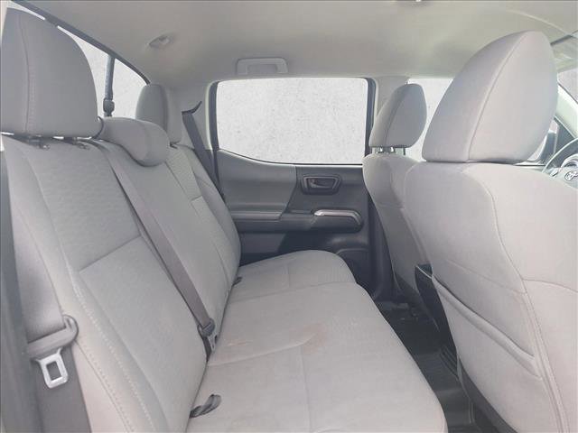 Used 2017 Toyota Tacoma SR5 w/ SR5 Appearance Package (SM) image 17