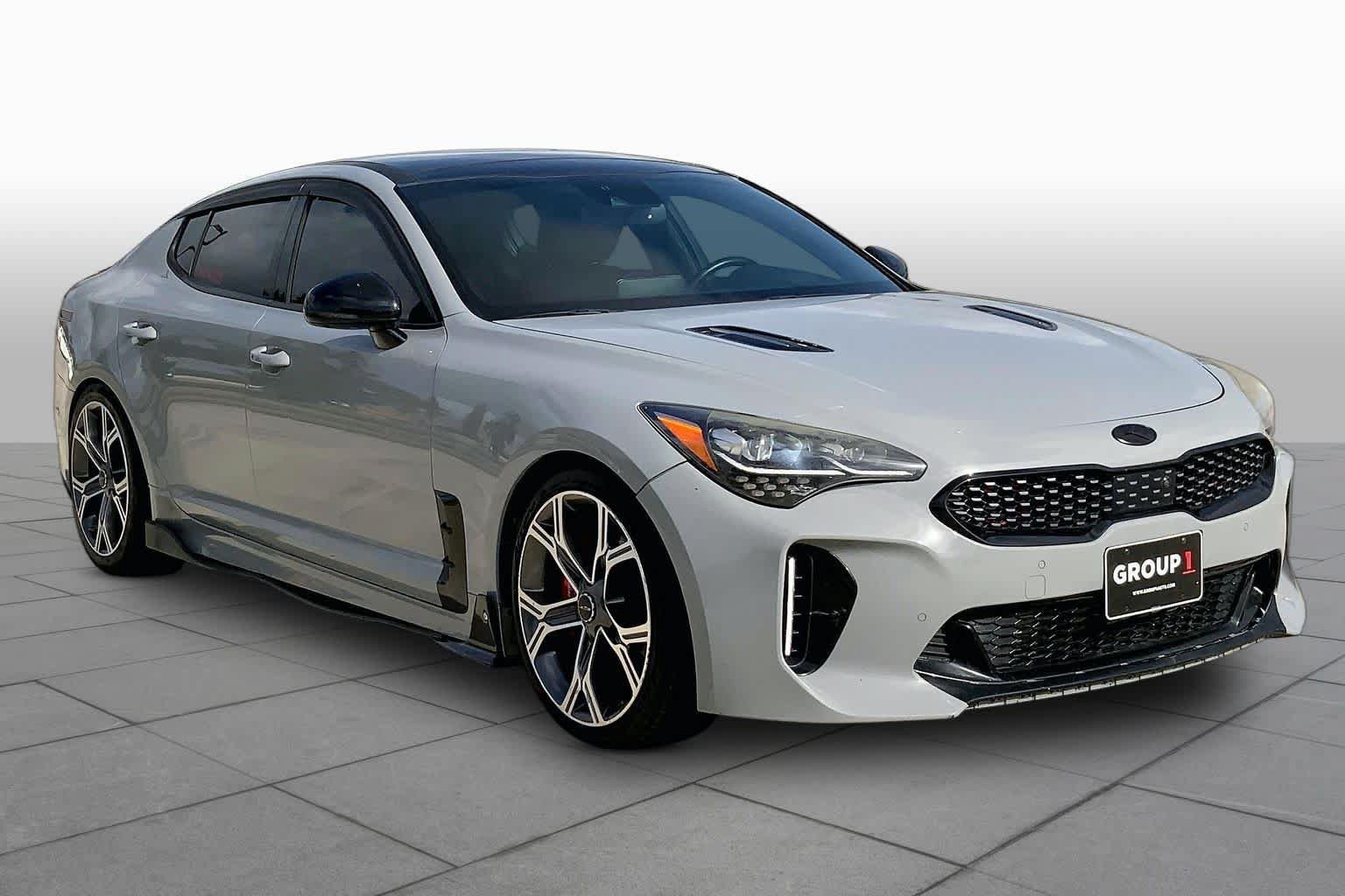 Used 2019 Kia Stinger GT2 RWD image 3