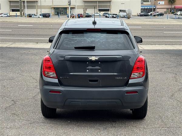 Used 2016 Chevrolet Trax LS FWD image 3